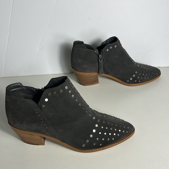 1. STATE Lola Gray Suede Studded Ankle Booties Women’s Size 8 - Picture 1 of 9